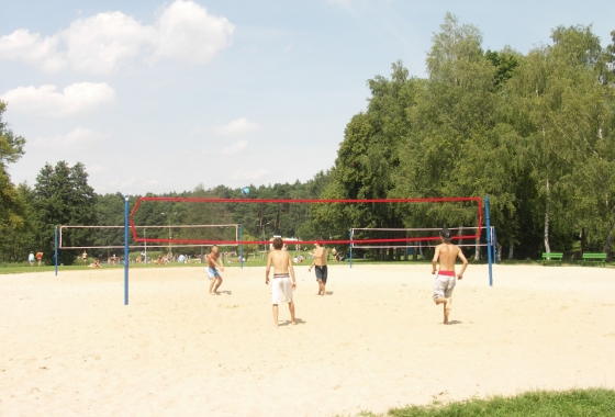 Jezioro Strzeszyńskie boisko do plażówki Poznań napiachu.pl